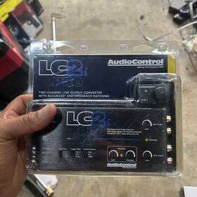 Audiocontrol 7484 Lc2i Pro 2 Channel 400 Watts Line Output Converter Accubass Acr-1