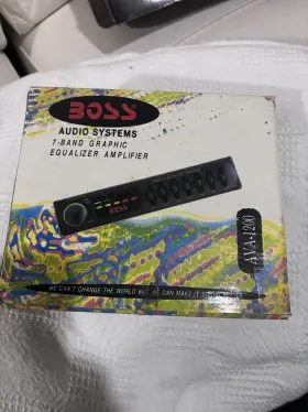 Ava-1200 Boss Audio Systems 7-band Graphic Equalizer Signal Processor Amplifier