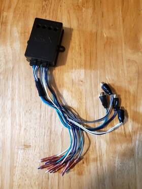 Crux Csloc-1 Four-channel Line Out Converter
