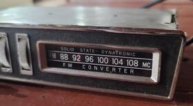 Inland Dynatronice Inc Ft-60 Dynatronics Universal Manual Tuned All Transistor 12 Volt Radio Vintage