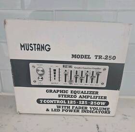 Mustang Tr250 Tr-250 7 Control Graphic Equalizer With Fader Volume Led Power Brand New